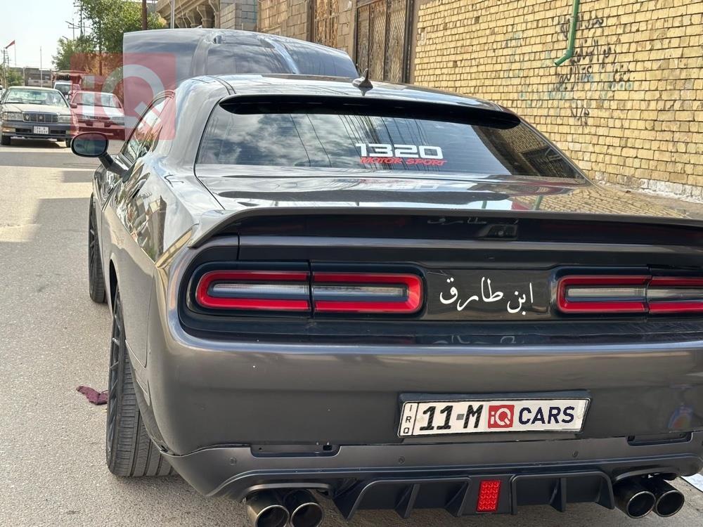 Dodge Challenger